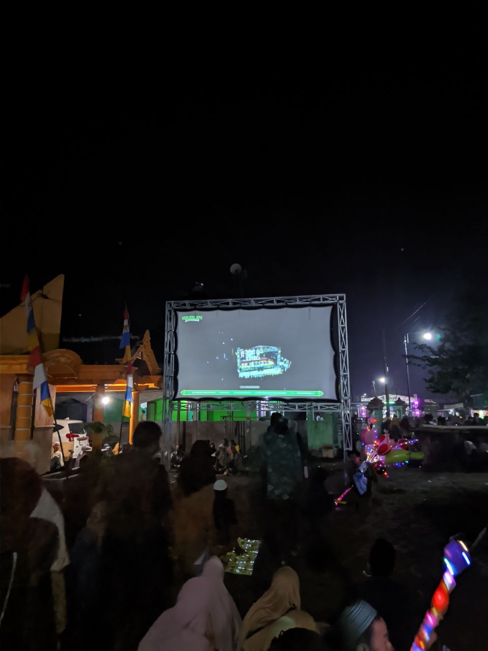 Layar rigging RAF Multimedia untuk area utama acara